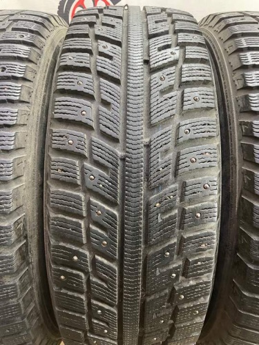 Kumho I'Zen KW22 R17 235/65