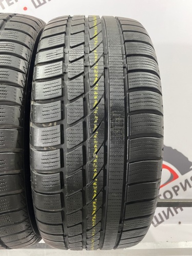 Hankook icebear w300 R18 225/40