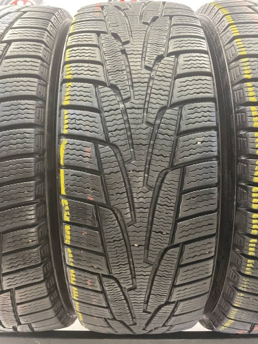 Kumho I'Zen KW31  215/65 R16