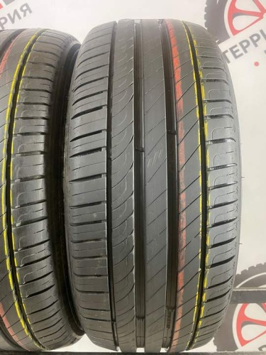 Kleber Dynaxer UHP R19 225/45 96W