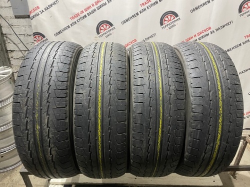 Kumho Road Venture ST KL16 R17 235/65