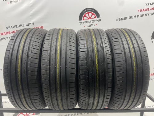Goodyear EfficientGrip R17 215/55