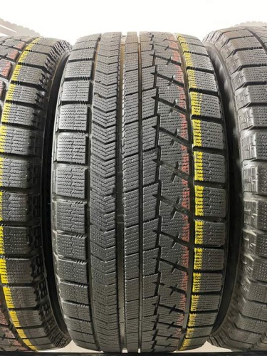 Bridgestone Blizzak RFT R19 245/50