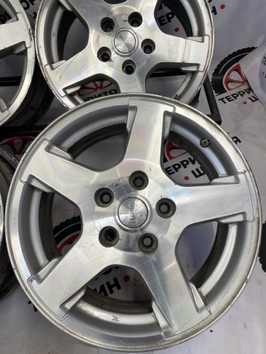 Литые JEEP R17 5x127 цо71.5 et50 7j