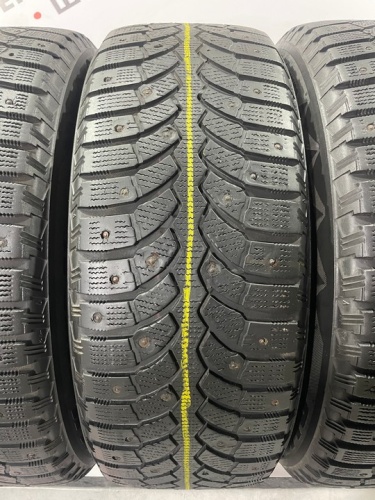 Bridgestone Blizzak Spike-01 R16 205/60