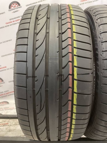 Bridgestone Potenza Re050A  235/40 R19