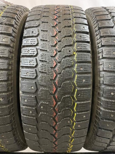 Yokohama Ice guard F700Z R16 225/70