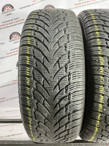 Nokian Tyres WR SUV 4 R16 215/65