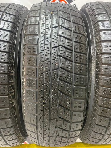 Yokohama Iceguarg ig60 R15 185/65 88Q