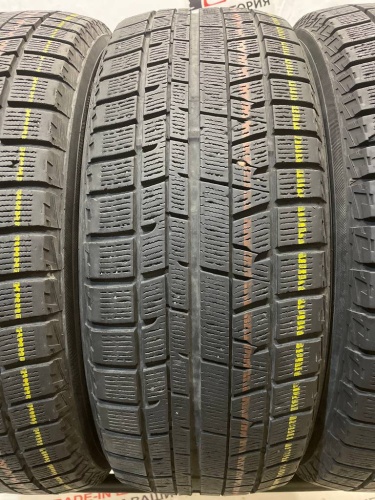 Yokohama Ice Guard IG50 R18	215/55