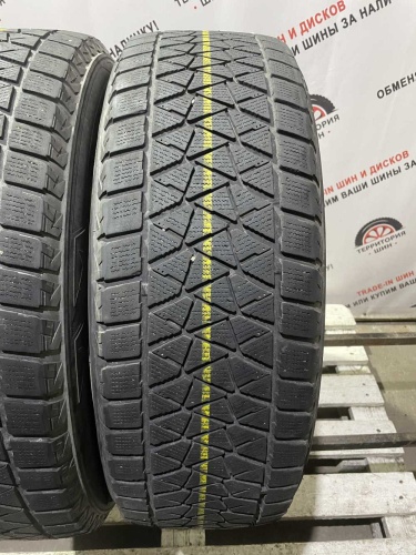 Bridgestone Blizzak DM-2 R18 235/65