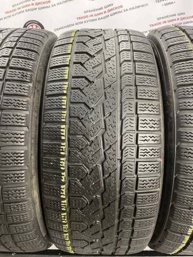 Kumho I'Zen RV Asymmetric  R18 235/50