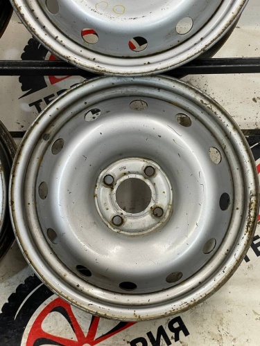 Штампы R16 4*100 co 60,1