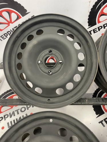 Штампы черные  R15 4х100 ЦО56 ЕТ32 6J
