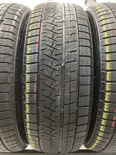 Triangle Snowlink TWT02  R18 225/60