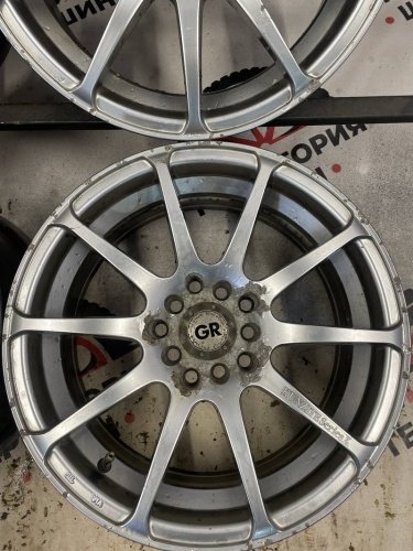 Литые  R16 5x114.3 DIA 72.5 ET40 7J