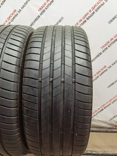 Bridgestone Turanza T005 255/40 R21