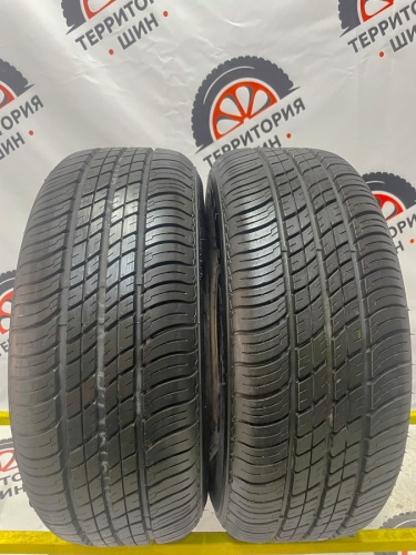Hankook Radial H406 R16 215/60