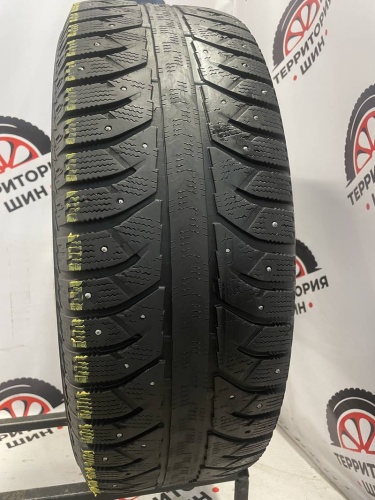 Bridgestone Ice Cruiser 7000 R16 265/70