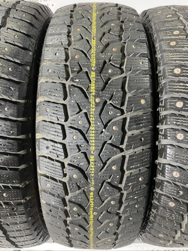 Aplus A703 R18 225/60