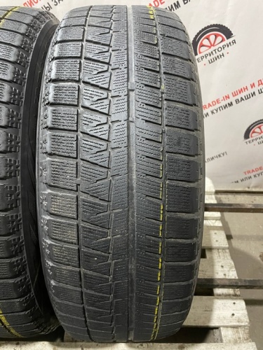 Bridgestone  Blizzak Revo GZ R17 215/60