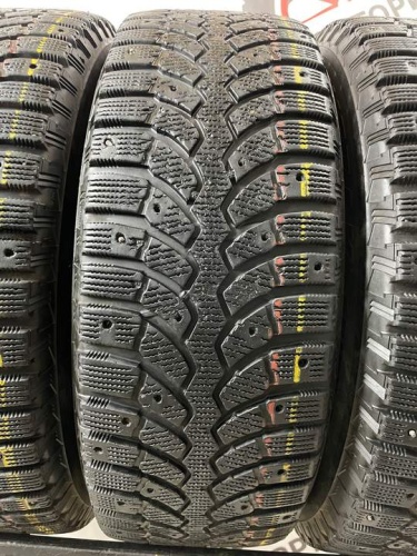 Bridgestone Blizzak Spike-01 R15 205/65