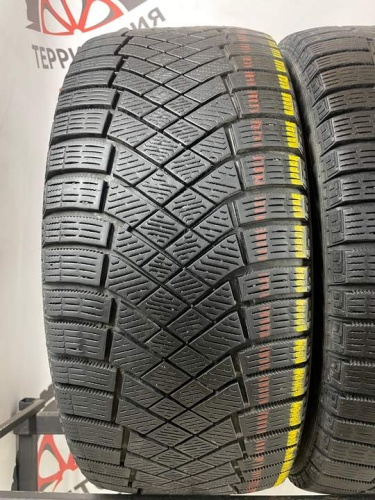Pirelli Ice Zero R18 235/45
