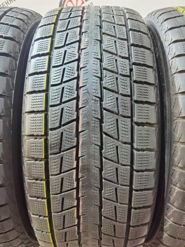 Dunlop Winter Maxx SJ8 R17 235/55