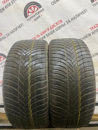 Bridgestone Blizzak LM005 R19 245/50 105H