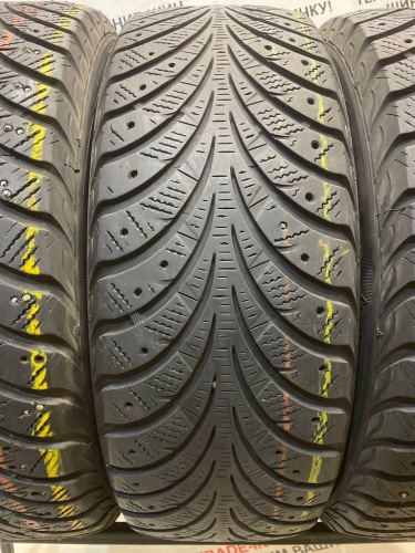 Goodyear UltraGrip Extreme R16 205/60