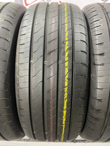 Goodyear EfficientGrip 2 SUV R18 235/55