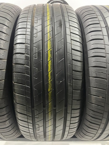Goodyear EfficientGrip R17 215/55