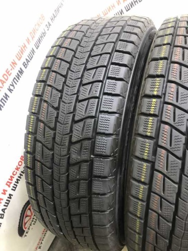 Dunlop Winter Maxx SJ8 R17 215/60