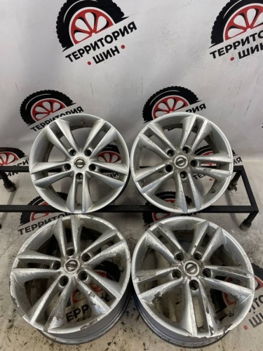 Диски литые Replica Nissan R16 5*114.3 Dia 66.1 J6.5 ET40