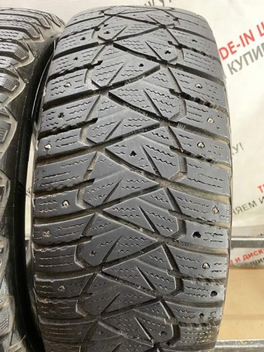 Dunlop Ice Touch R16 215/65