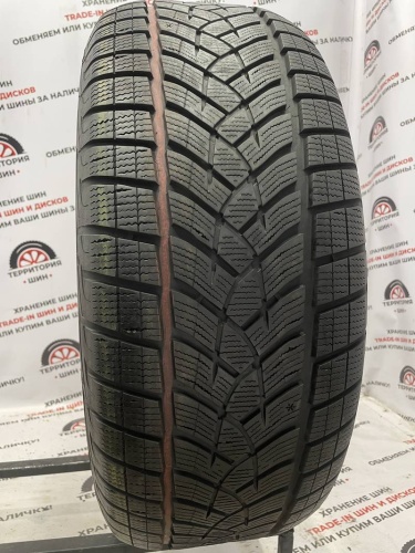 Goodyear UltraGrip Ice  R18 285/60