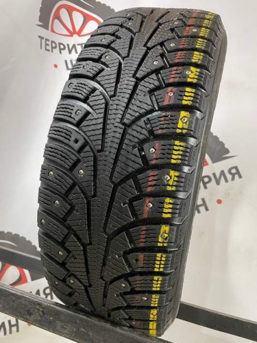 Nokian Hakka 5 R16 215/60