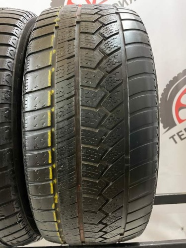 Sunfull SF-982 R18 245/45