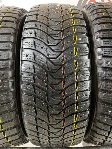 Michelin X-Ice North 3 R16 215/60