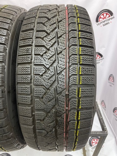 Kumho i*Zen RV Asimetric R17 255/60 100H