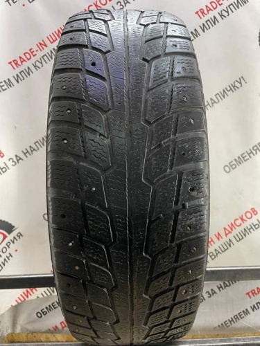 Michelin latitude x-ice R16 215/70