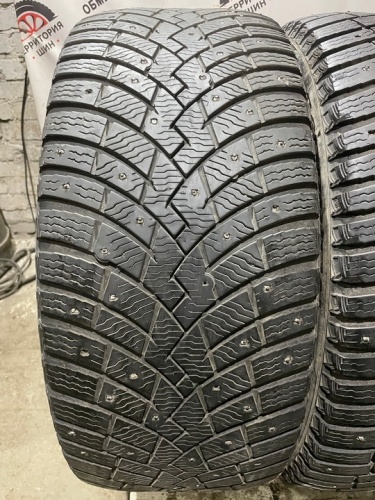 Pirelli Scorpion Ice Zero 2 R21 285/40