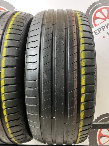 Michelin Latitude Sport 3 R19 235/55