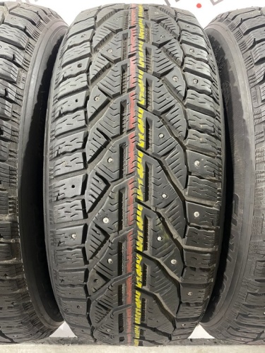 Tigar SUV Ice R17 215/60