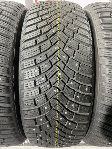 Continental IceContact 3 R19 225/55