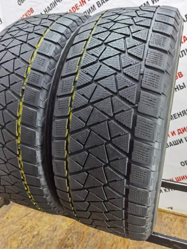 Bridgestone Blizzak DM-V2 R18 265/60