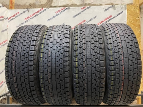 Hankook Dynapro I*Cept R16    215/70