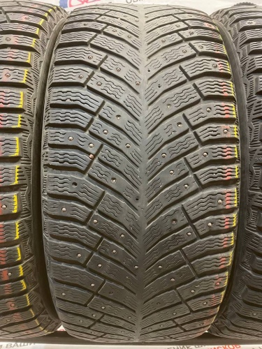 Michelin X-Ice North 4 R19	255/45