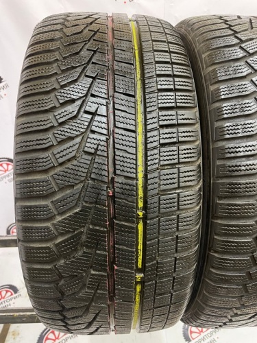 Hankook Winter I*cept Evo 2 R18	245/45