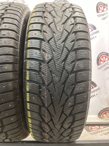 ZMAX Winternova stud 3 R16	245/70